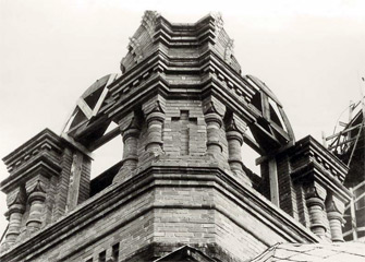 Колокольня собора. Строительство колокольни выполнила бригада А. Г. Лукьянова. Фото 1991 года.