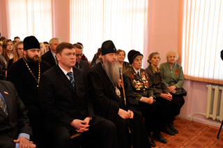 В актовом зале тогучинской школы