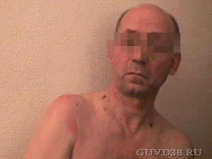 Сыщики застали «гуру» в обнаженном виде