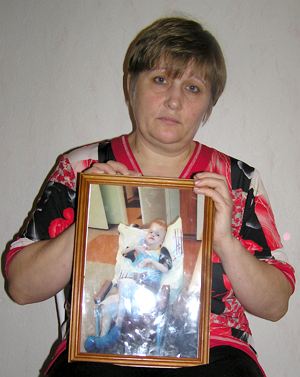Наталья Подложевич не разрешила переливать кровь своему сыну, потому что верит, что после Армагеддона сын воскреснет и будет жить в раю на земле.