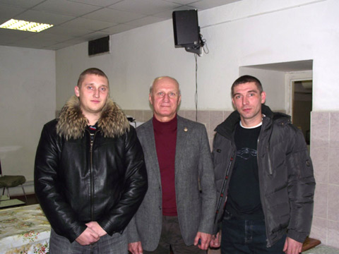 Константин и Владимир (руководители центров организации «ПОКРОВ» с Юрием Беляевым)