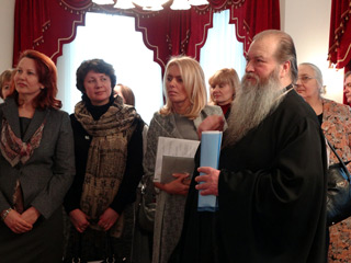 Беседа в Тронном зале Митрополии